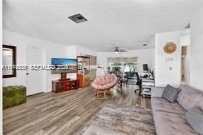 1261 Se Mendavia Ave - Photo 3 of 15