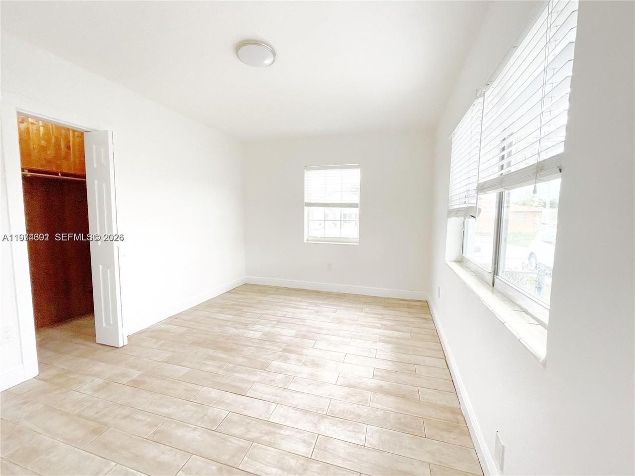 210 Nw 46th Ave #210 - Photo 5 of 10