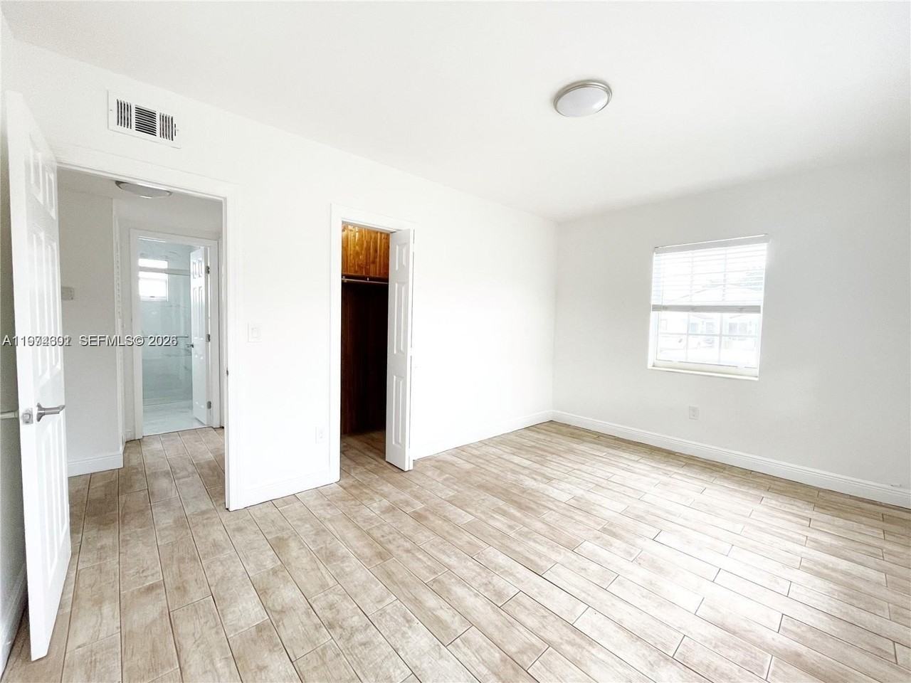 210 Nw 46th Ave #210 - Photo 6 of 10