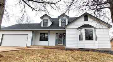 featured image of 961 Villa Gran Way