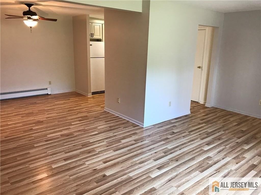 819 Cricket Ln - Photo 4 of 16