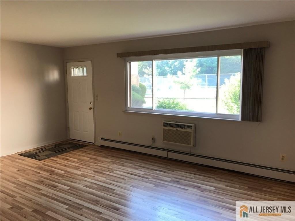 819 Cricket Ln - Photo 6 of 16