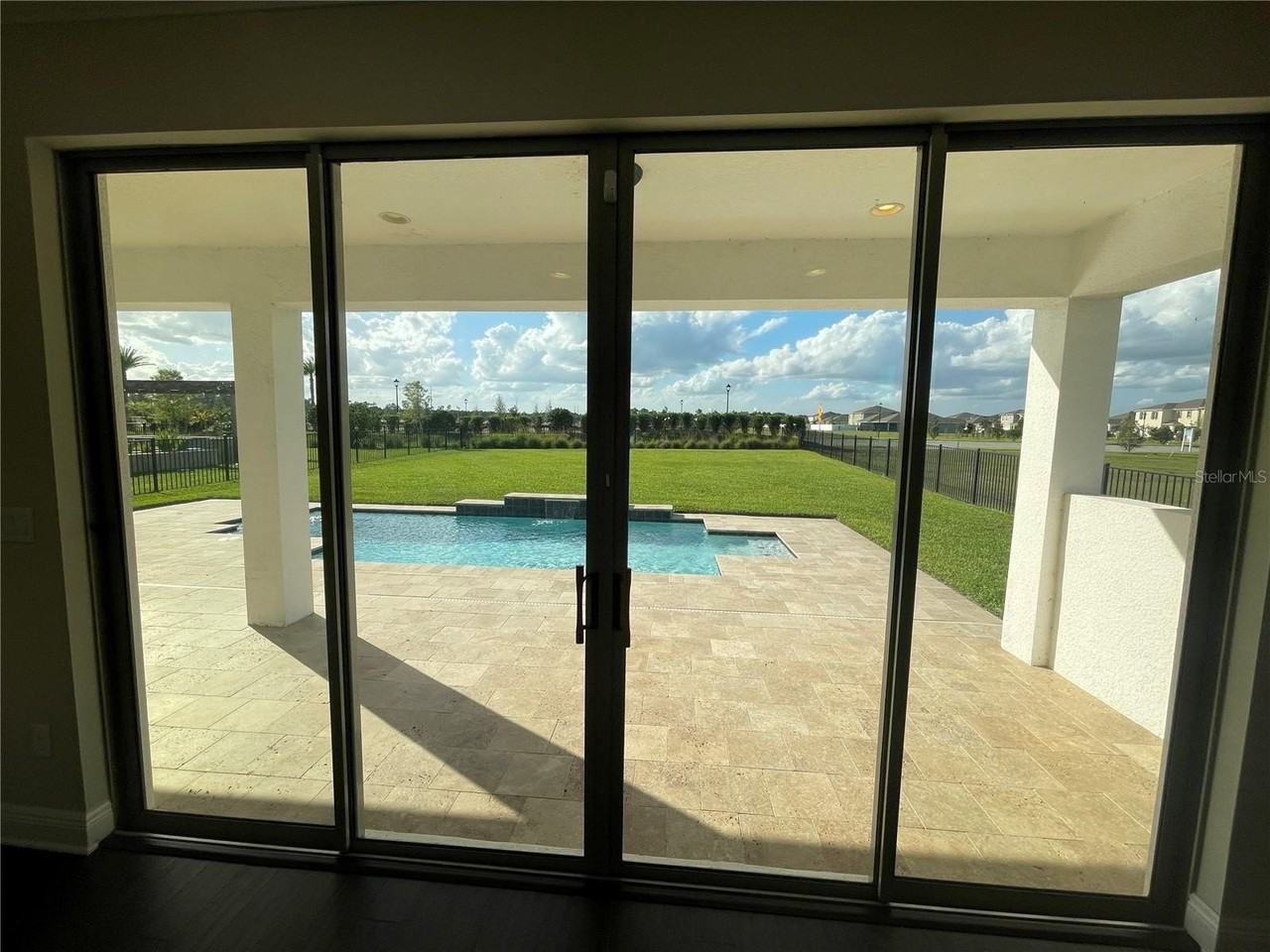 6685 Knollwood St - Photo 6 of 24