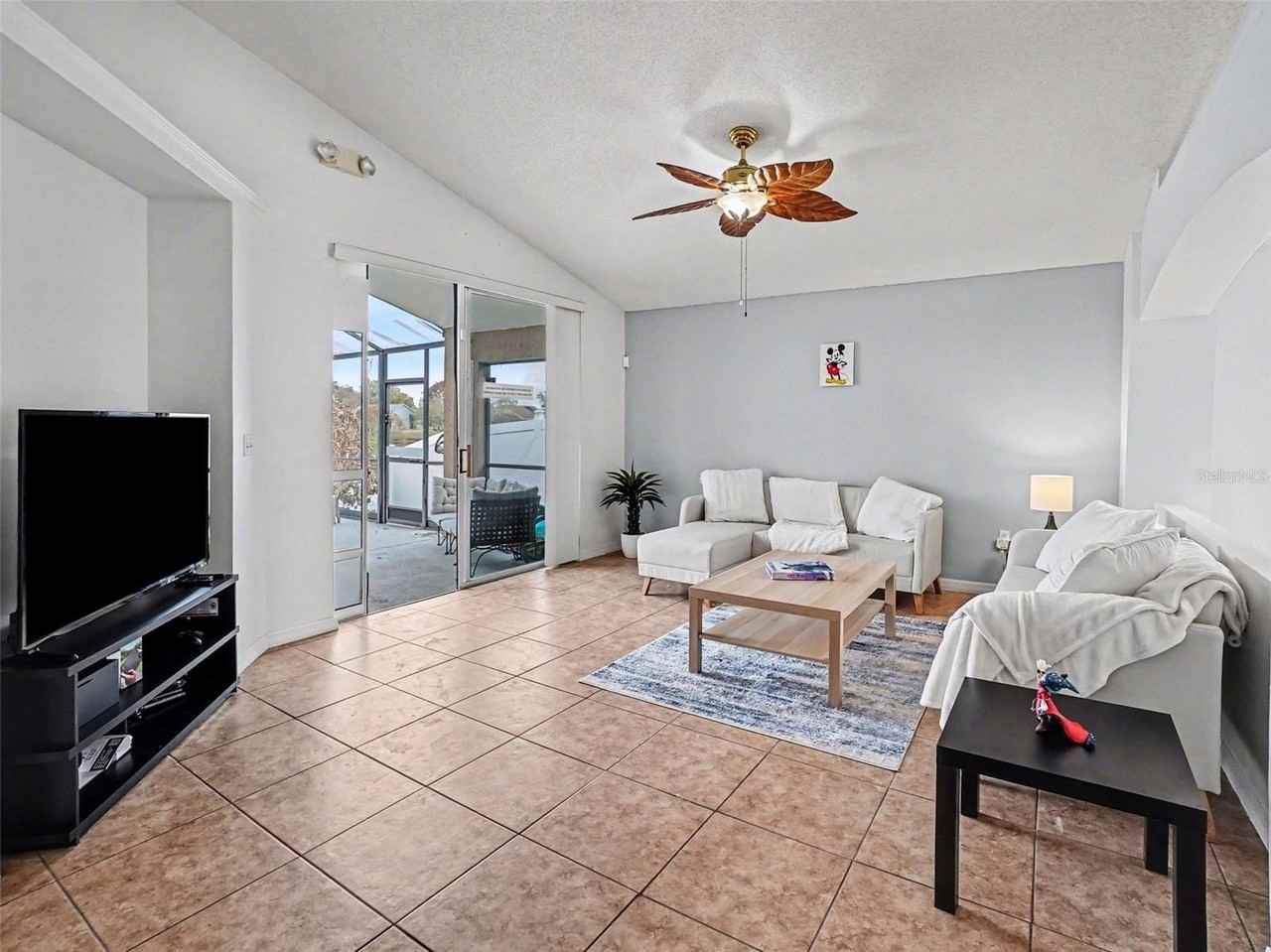 2415 Black Powder Ln - Photo 5 of 23