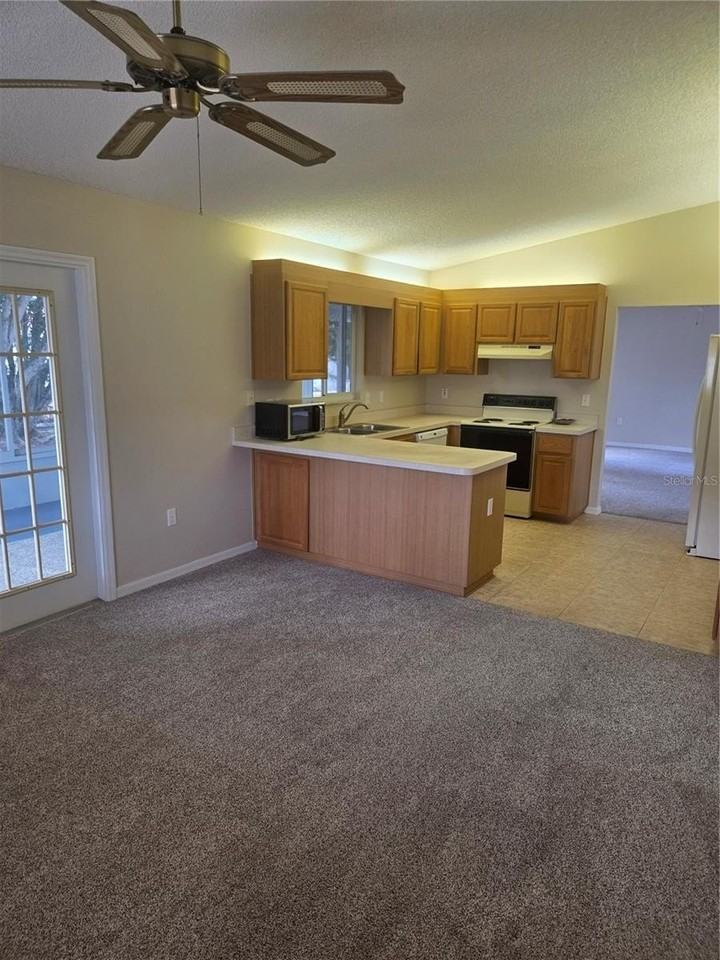 17582 Se 96th Ct - Photo 4 of 15