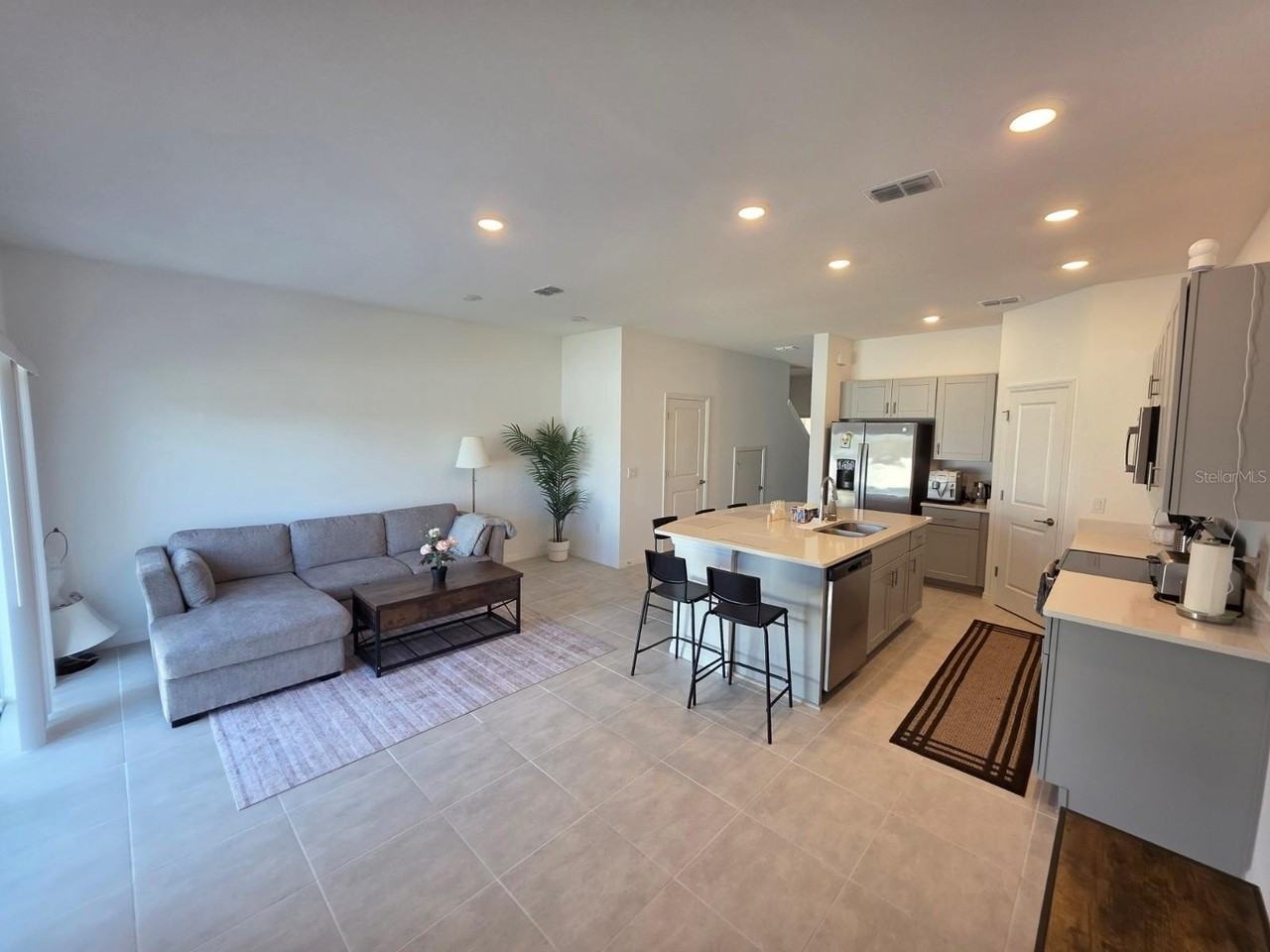 3572 Landing Net Dr - Photo 5 of 32