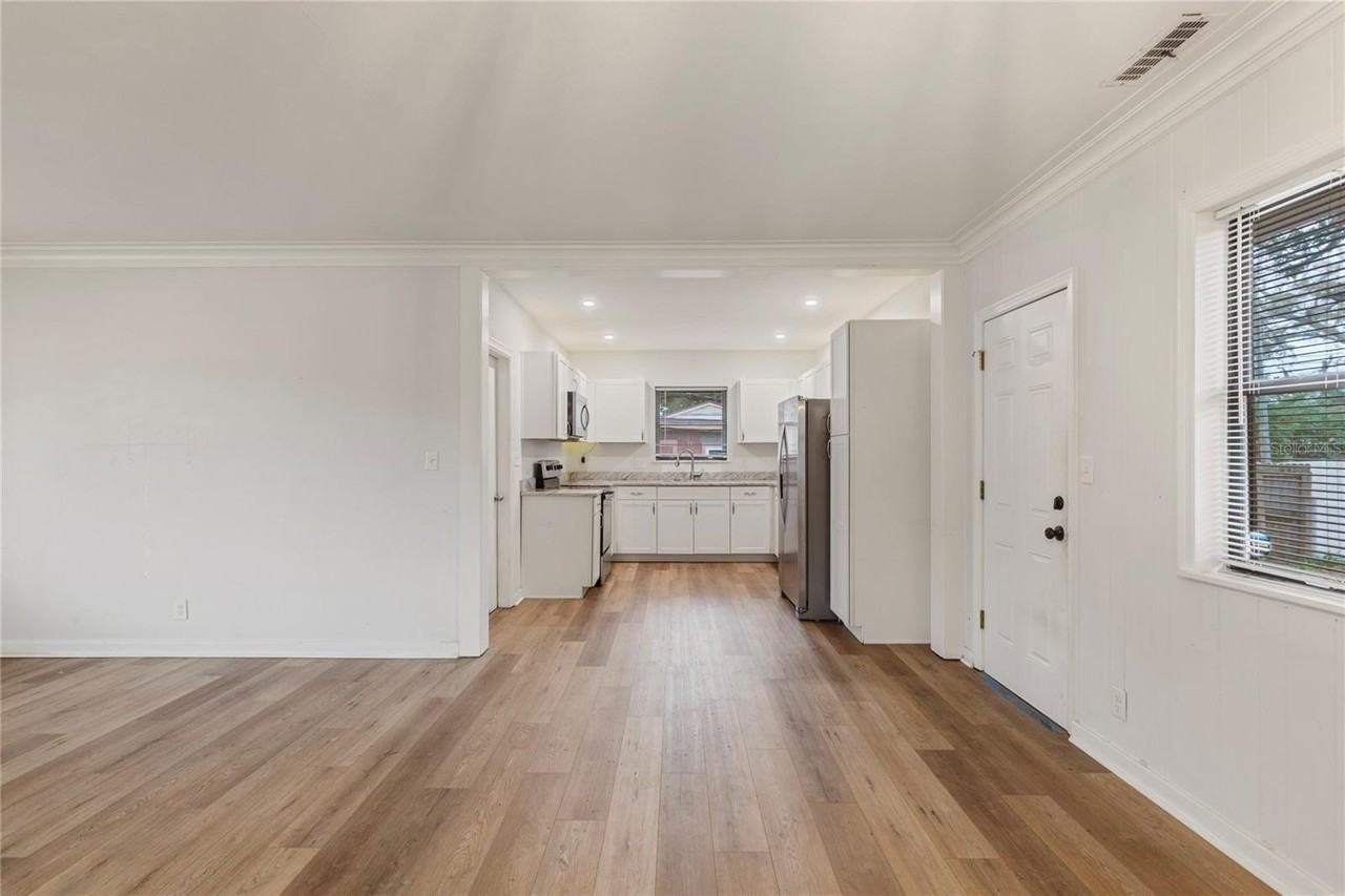 727 27th Ave S - Photo 5 of 21