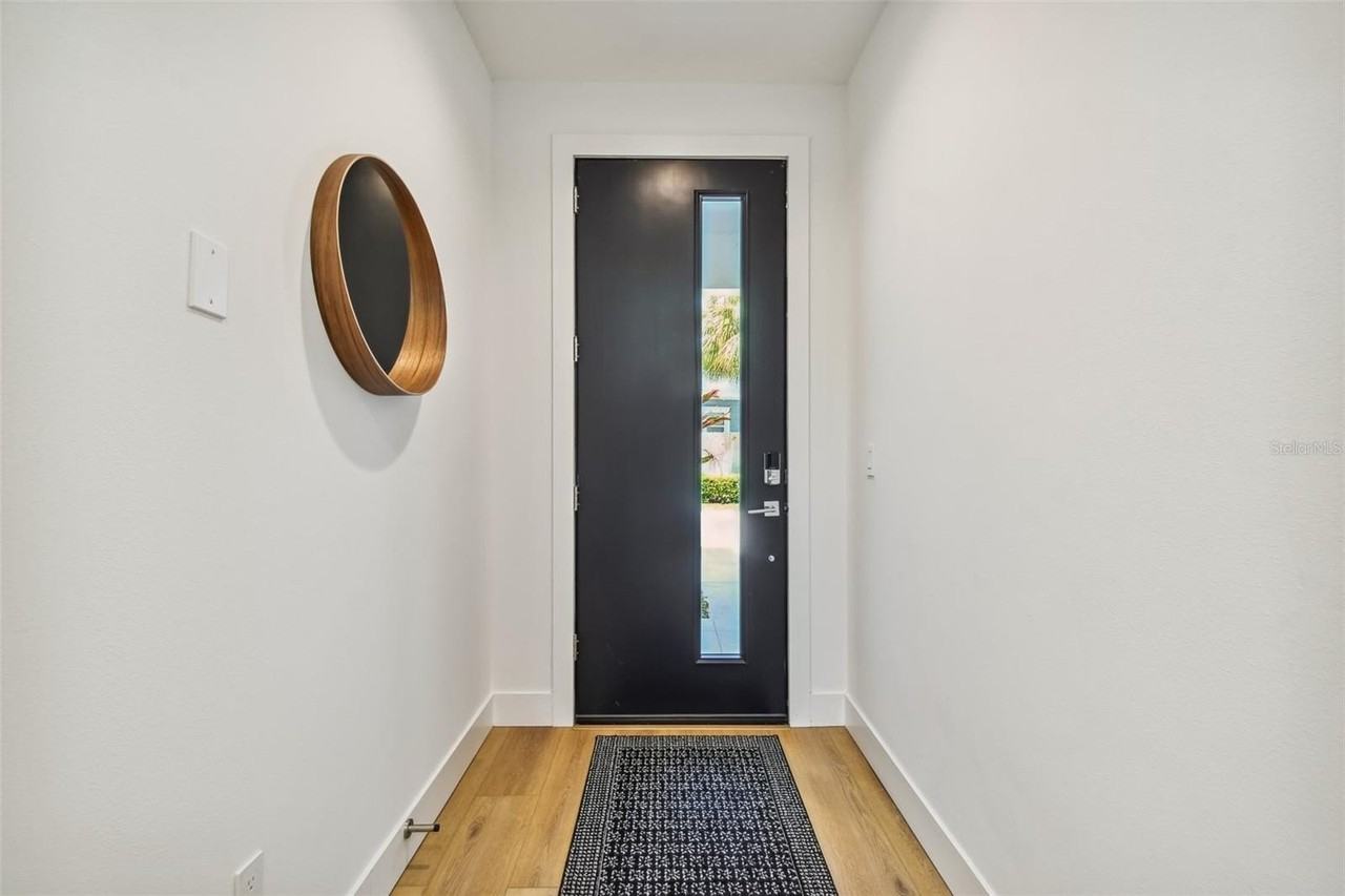 2306 W Texas Ave #3 - Photo 4 of 27