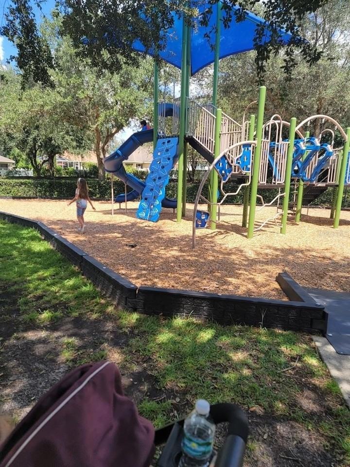 11006 Newbridge Dr - Photo 3 of 17