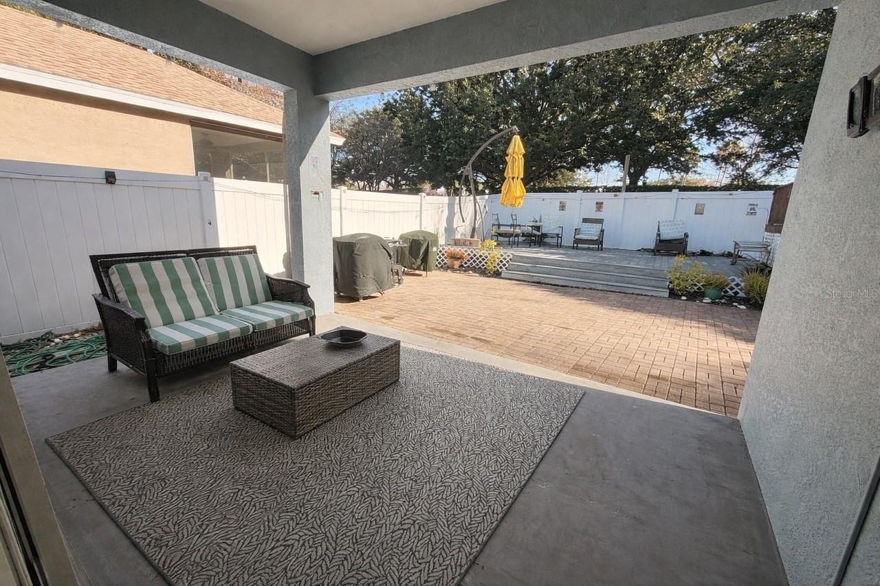 11006 Newbridge Dr - Photo 6 of 17