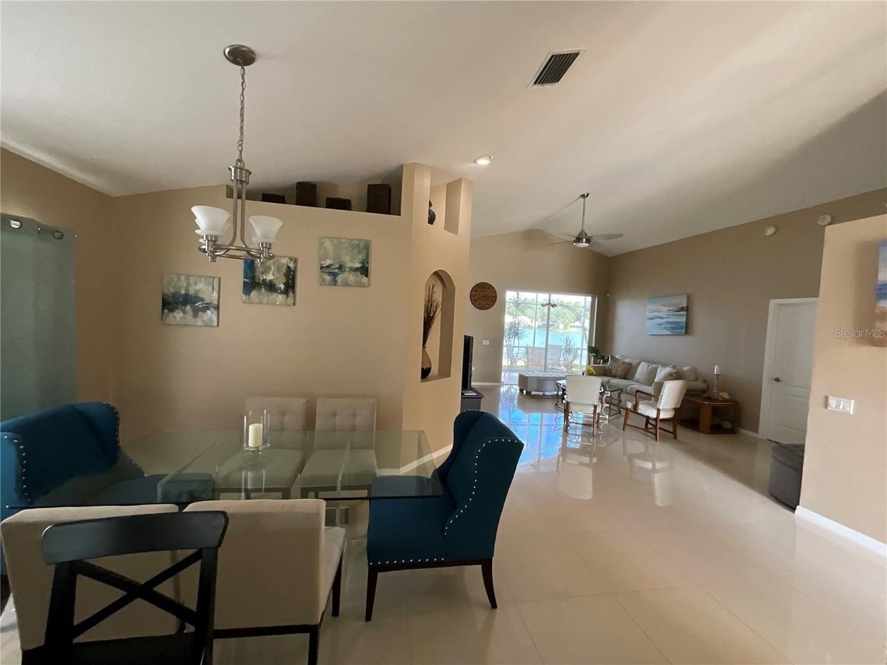 8625 Manassas Rd - Photo 4 of 20