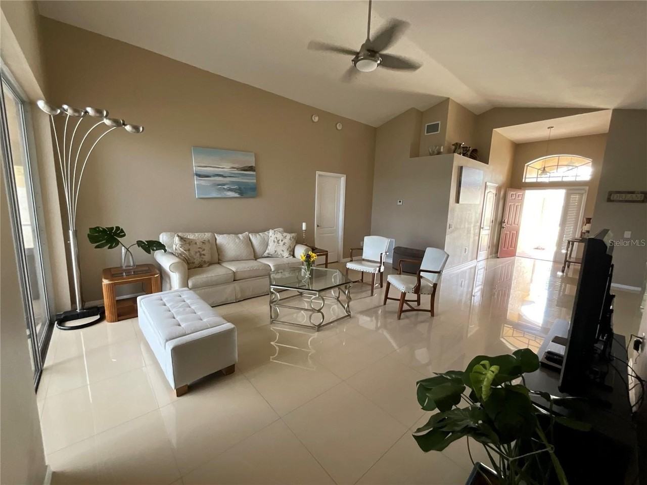 8625 Manassas Rd - Photo 5 of 20