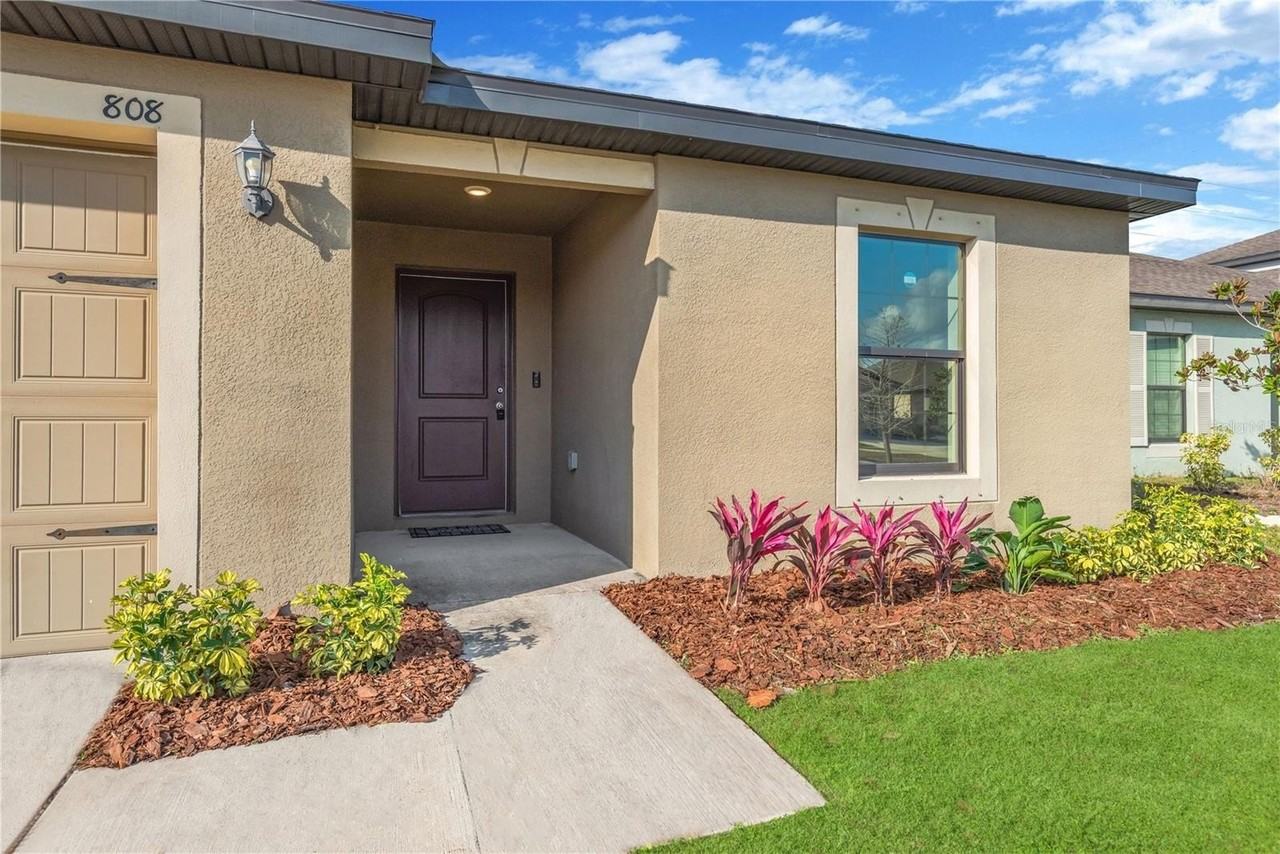 808 Chatham Walk Dr - Photo 2 of 21