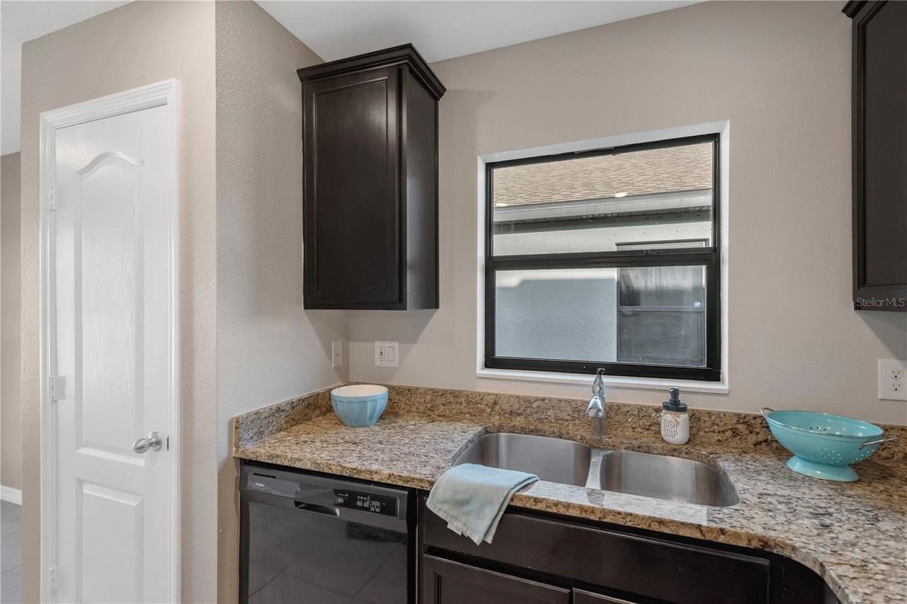 808 Chatham Walk Dr - Photo 7 of 21