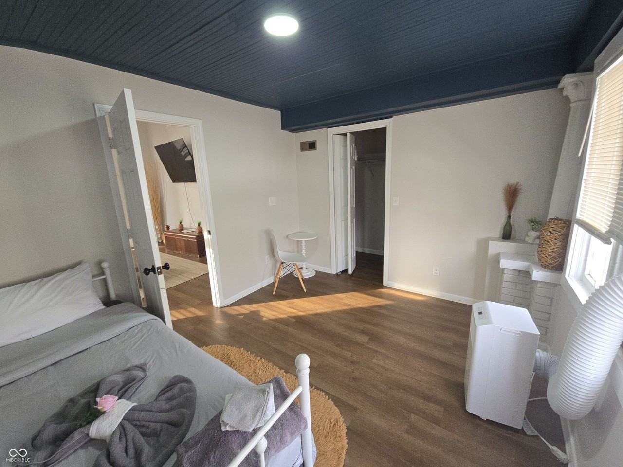 1728 N Delaware St - Photo 7 of 50