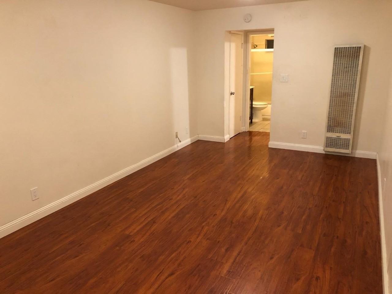 670 Azara Pl - Photo 5 of 10