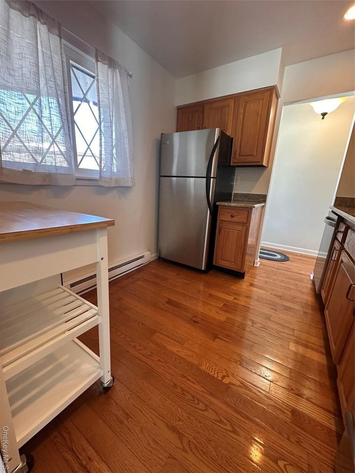 129 Main St Unit B11 - Photo 4 of 15