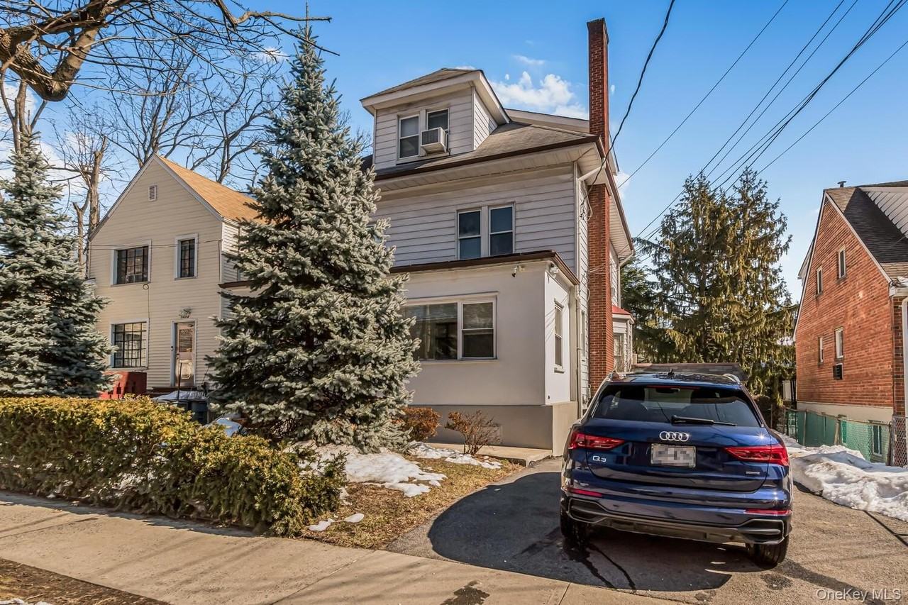 5630 Riverdale Ave Unit 1 - Photo 2 of 18