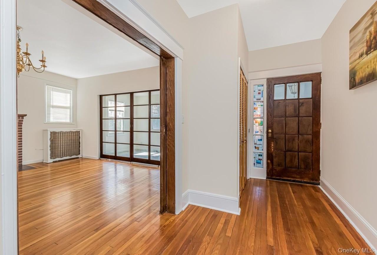 5630 Riverdale Ave Unit 1 - Photo 4 of 18