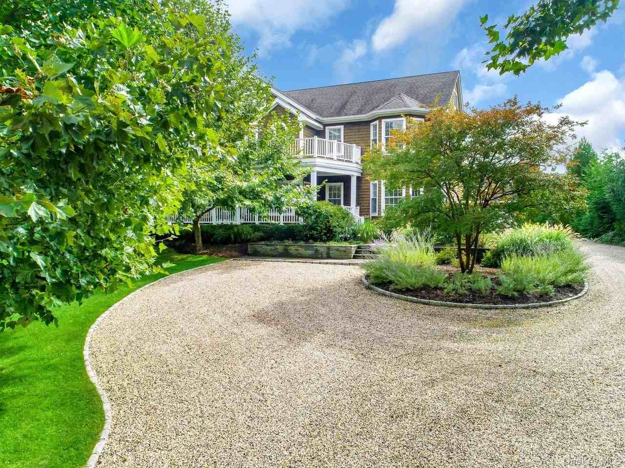 590 Soundview Avenue Ext - Photo 2 of 29