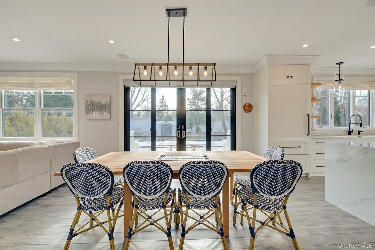 165 Marine Pl - Photo 7 of 35