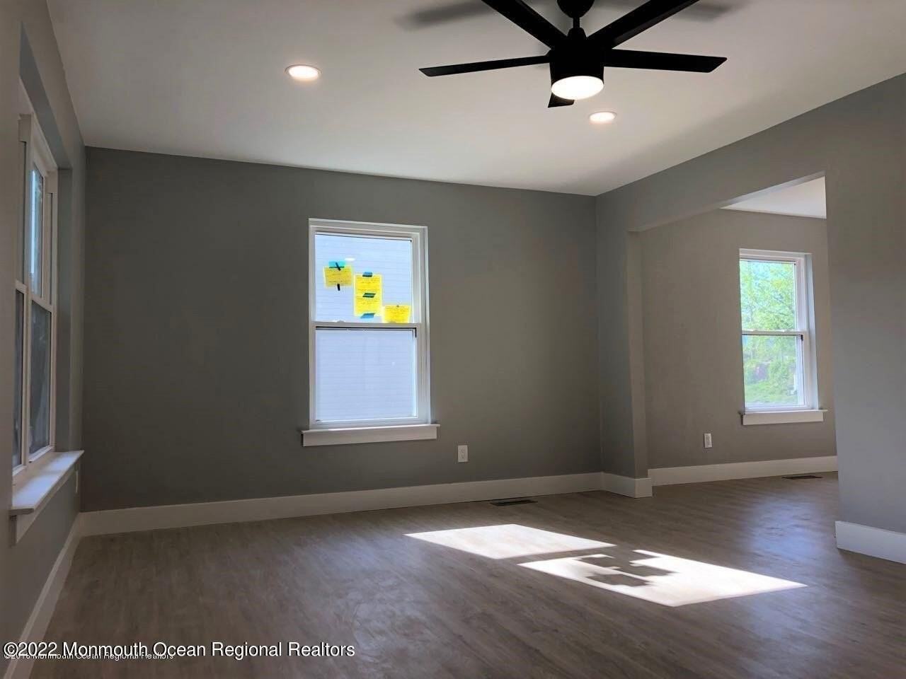 517 Asbury Ave #B - Photo 4 of 18