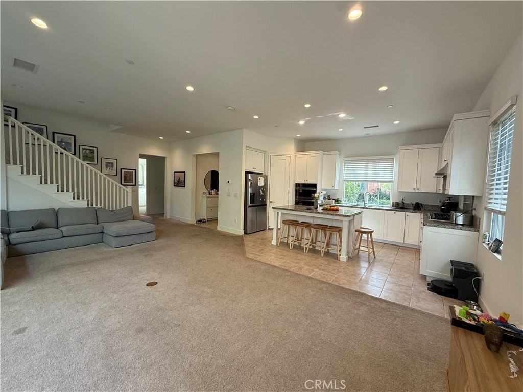 139 Montero - Photo 2 of 17