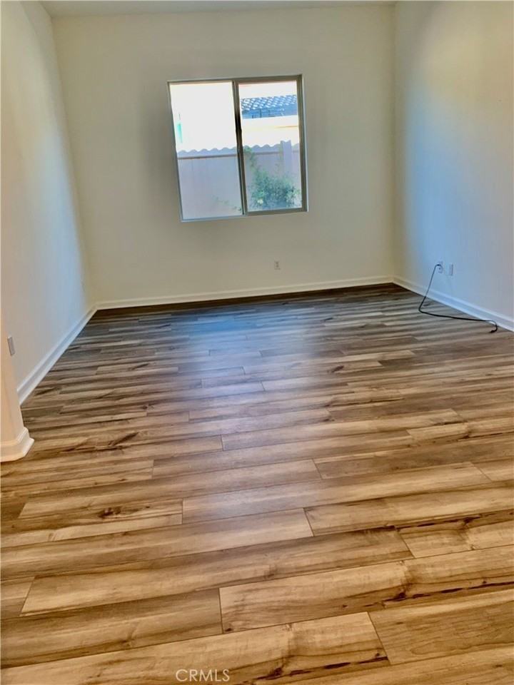 24231 Evesong Dr - Photo 4 of 22