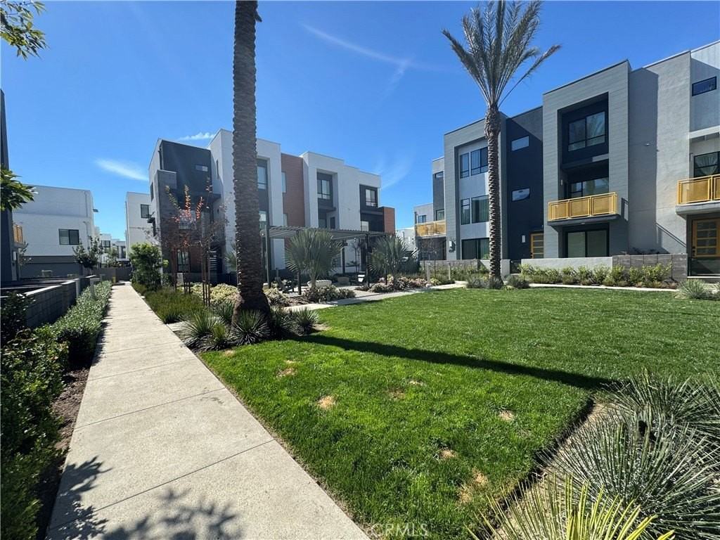 16246 Dawn Way - Photo 3 of 18