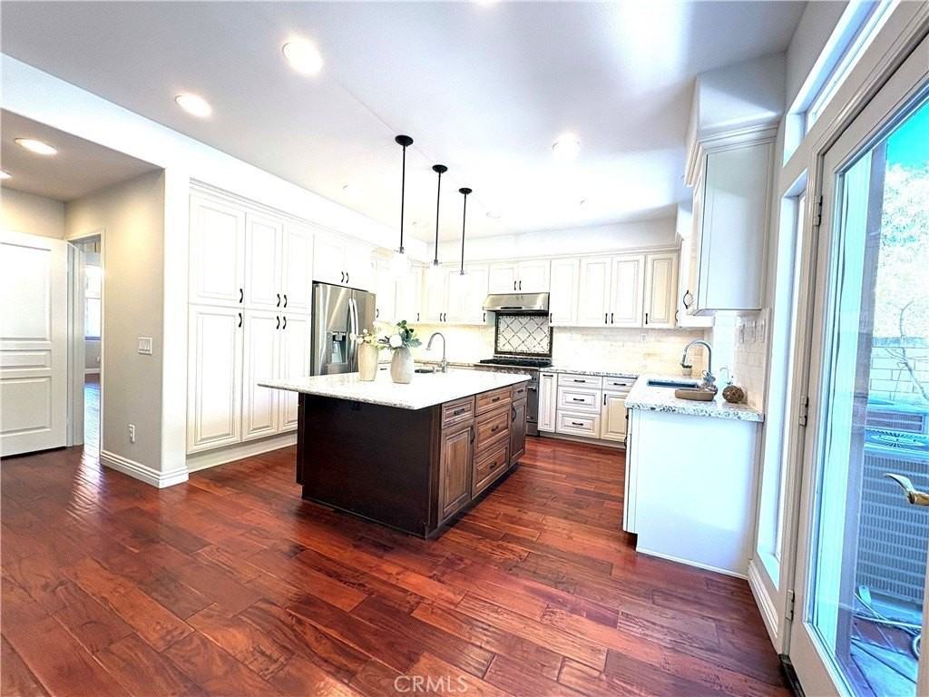 27972 Loretha Ln - Photo 5 of 25