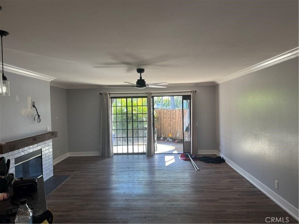 3685 S Bear St - Photo 4 of 20