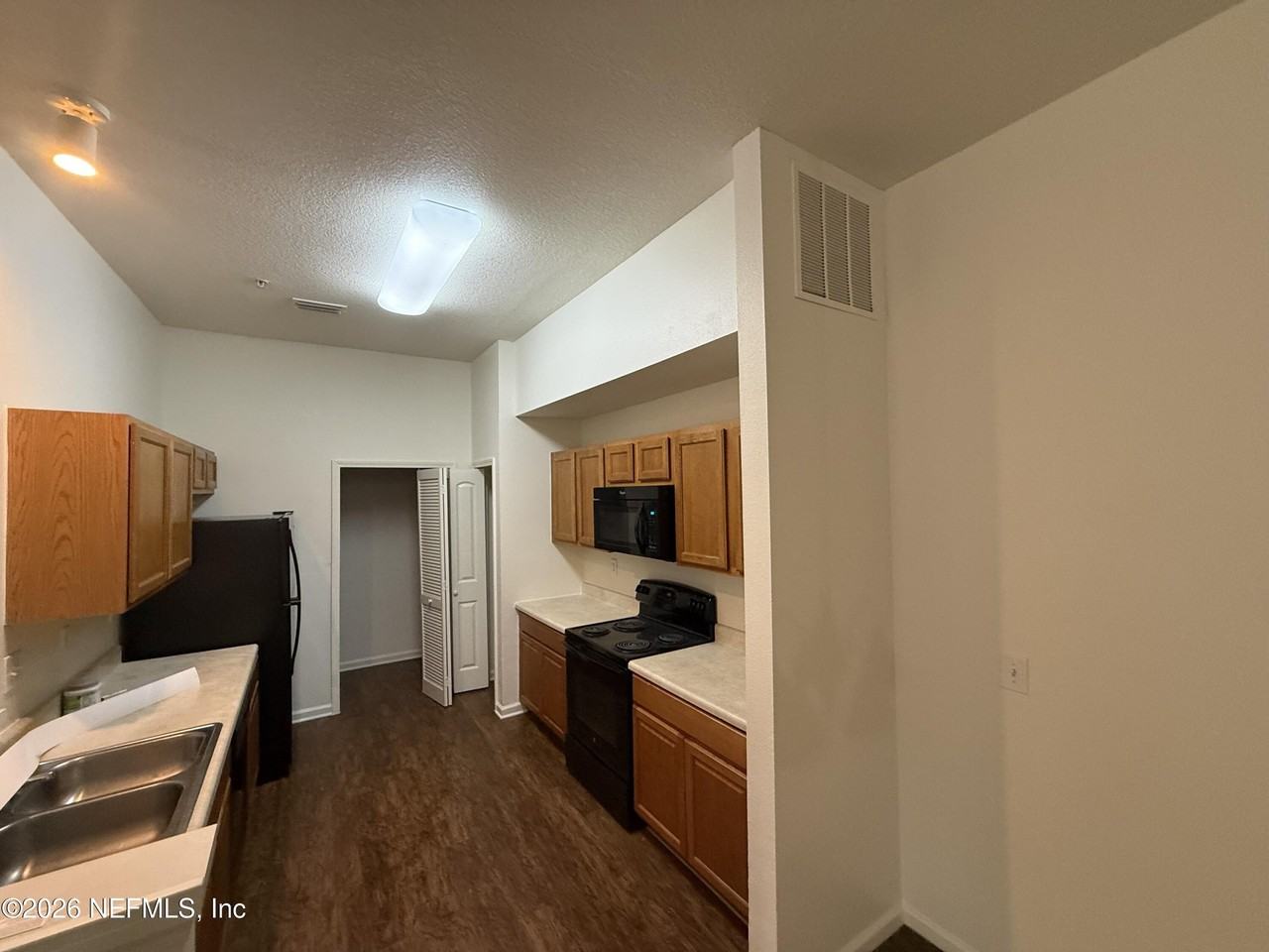 6099 Maggies Cir Unit 104