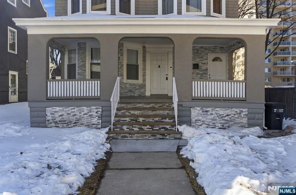 15 E Highland Ave - Photo 2 of 16