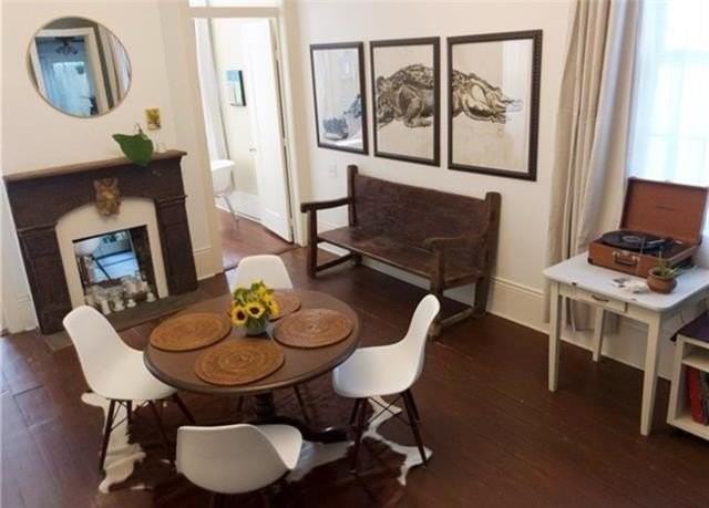 911 Race St - Photo 3 of 13