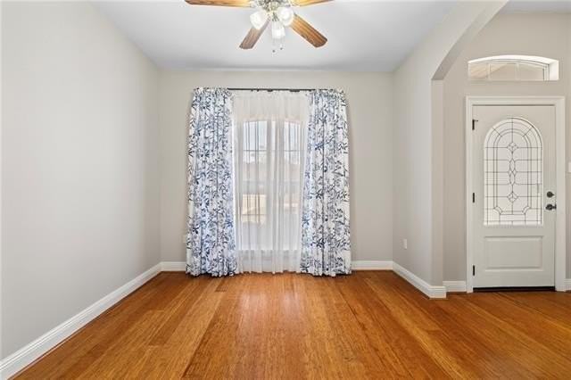 409 Gainesway Dr - Photo 5 of 20