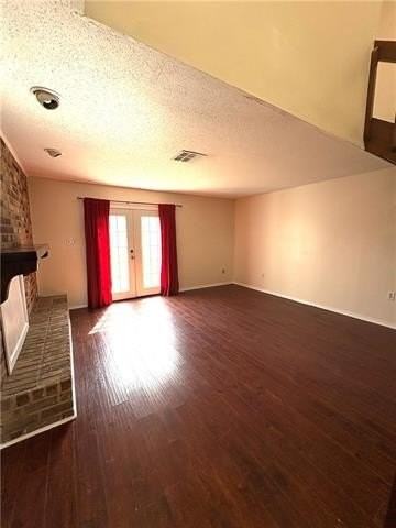 5153 Bayouview Ct - Photo 6 of 19