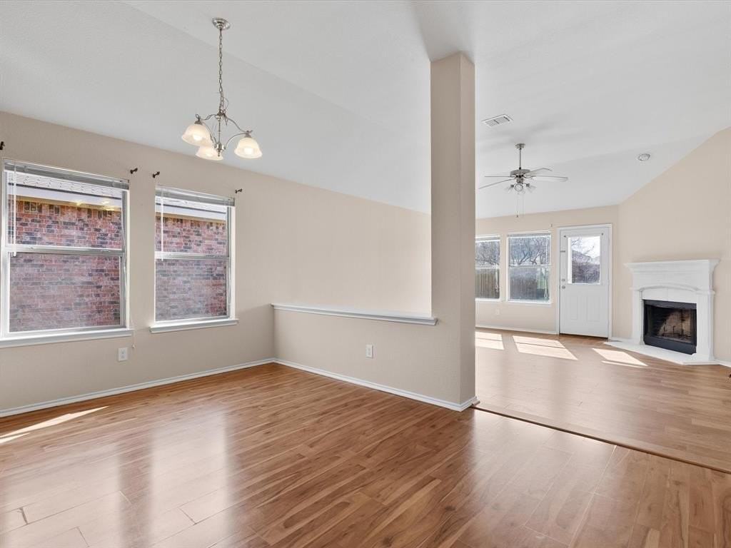 8920 Sagebrush Trl - Photo 4 of 26