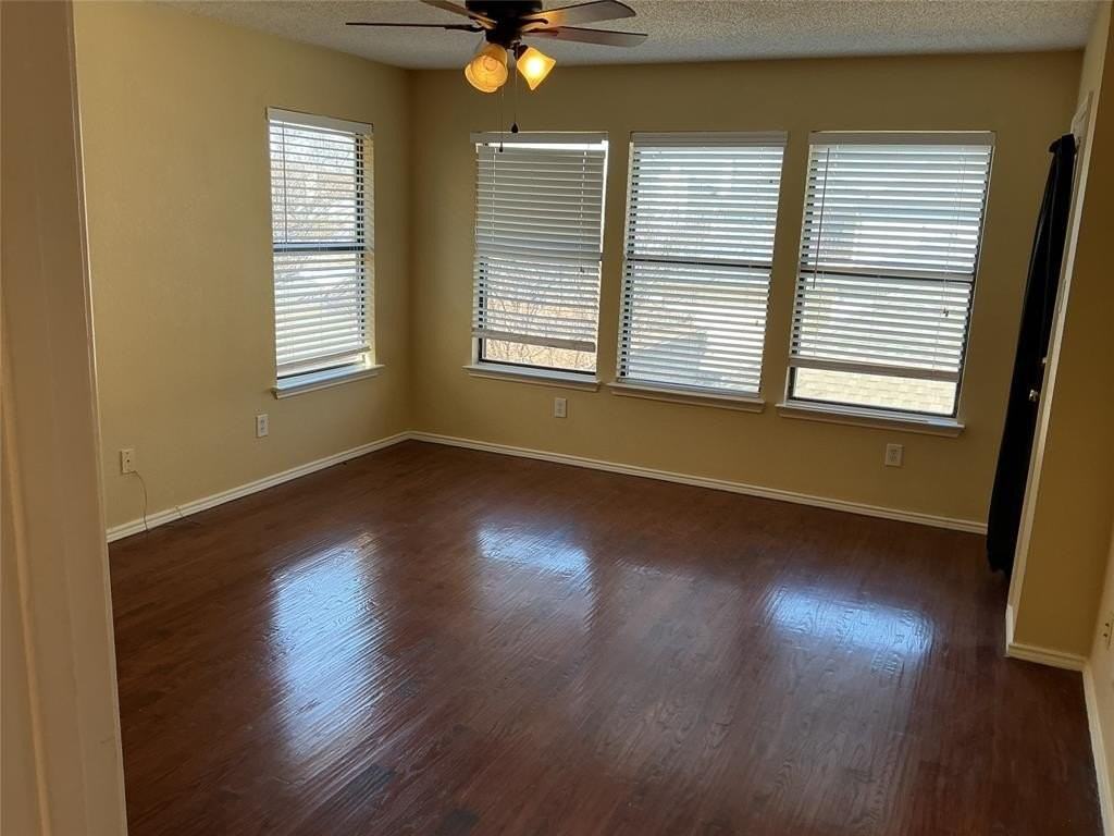 6027 Homestead Ct - Photo 2 of 19