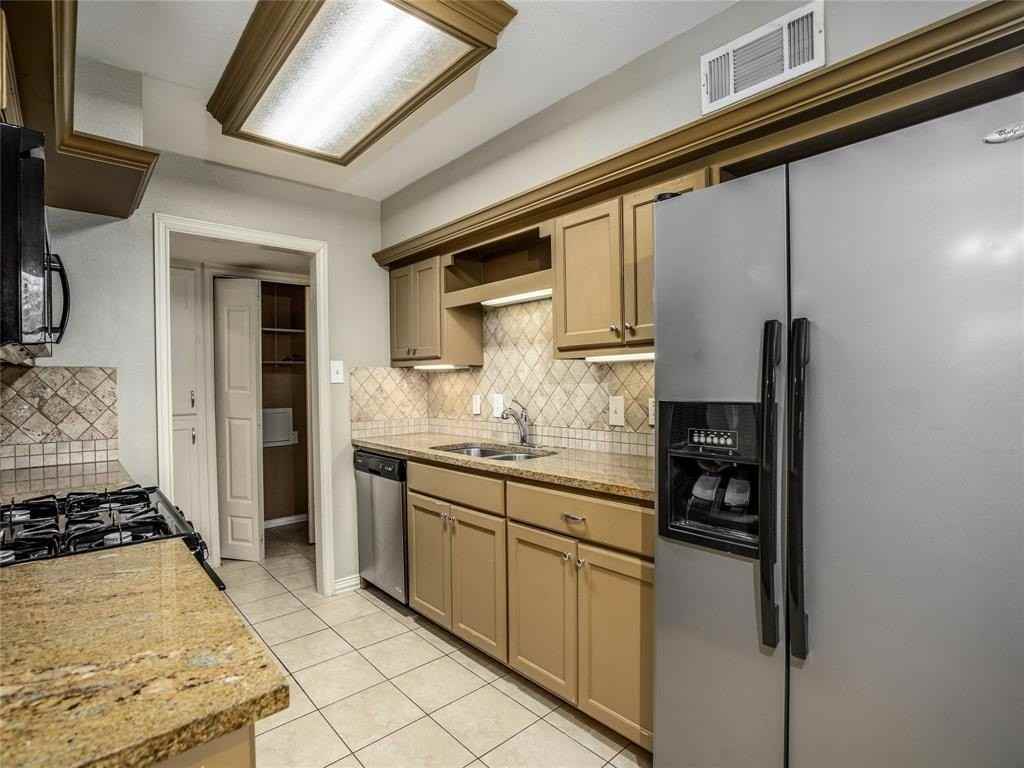 917 Warren Way - Photo 6 of 14