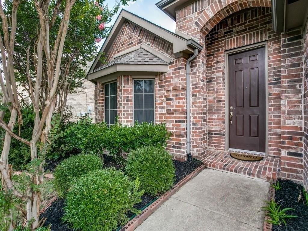 11346 Tenison Ln - Photo 3 of 28