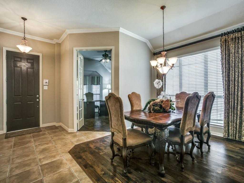 11346 Tenison Ln - Photo 4 of 28