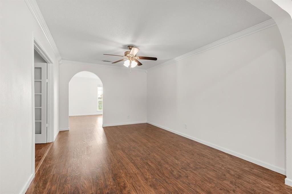 2832 Laramie St - Photo 4 of 28