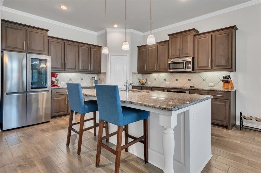 12821 Coast Way - Photo 2 of 32