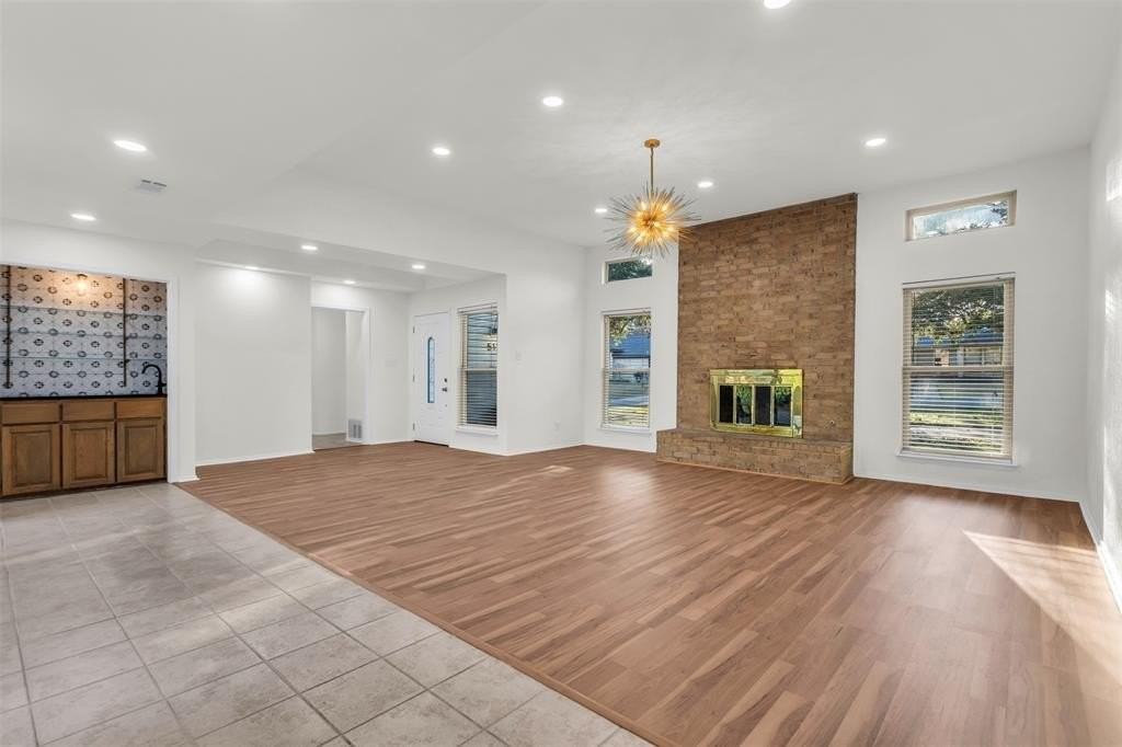 512 Arbor Brook Ln - Photo 4 of 26