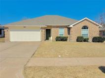 329 Hacienda Dr - Photo 1 of 1