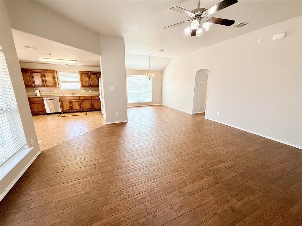 329 Hacienda Dr - Photo 4 of 17