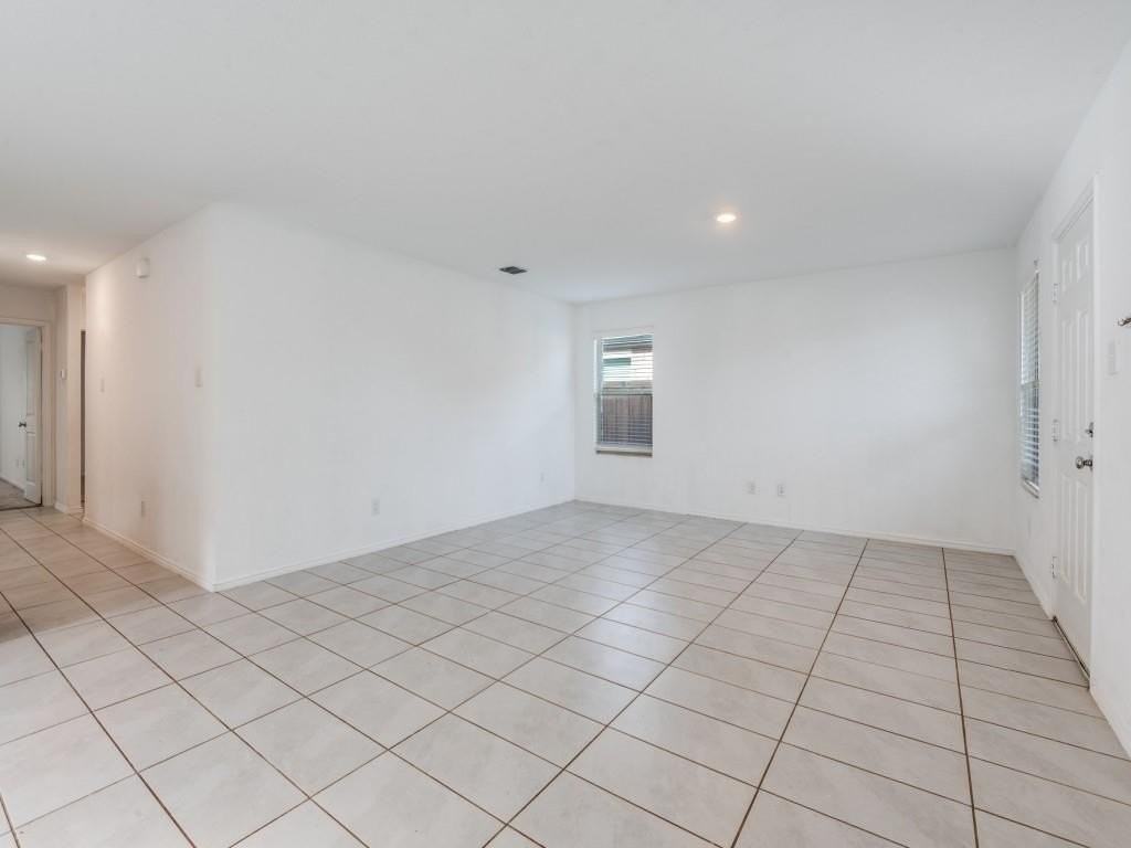 14008 Earlham St - Photo 6 of 25