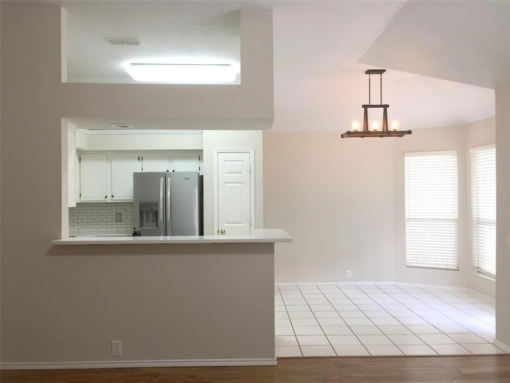 2208 Arbor Chase Cir - Photo 4 of 17