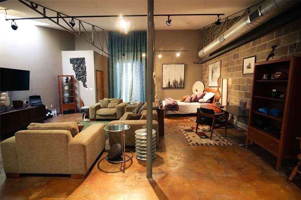 3106 Commerce St #3104 - Photo 6 of 18