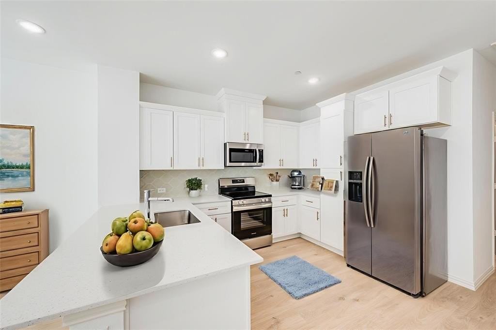 5316 Cornerstone St - Photo 6 of 15